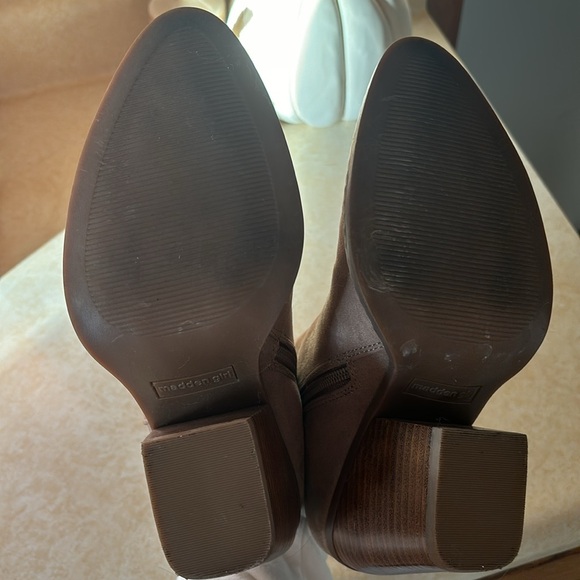 Madden Girl Tan Brown Ankle Booties - Picture 7 of 7